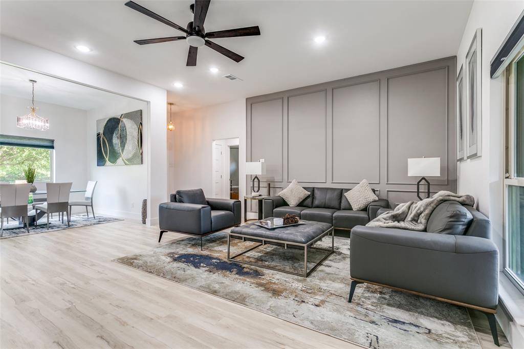 1561 Century Oaks Drive, Lewisville, TX 75077