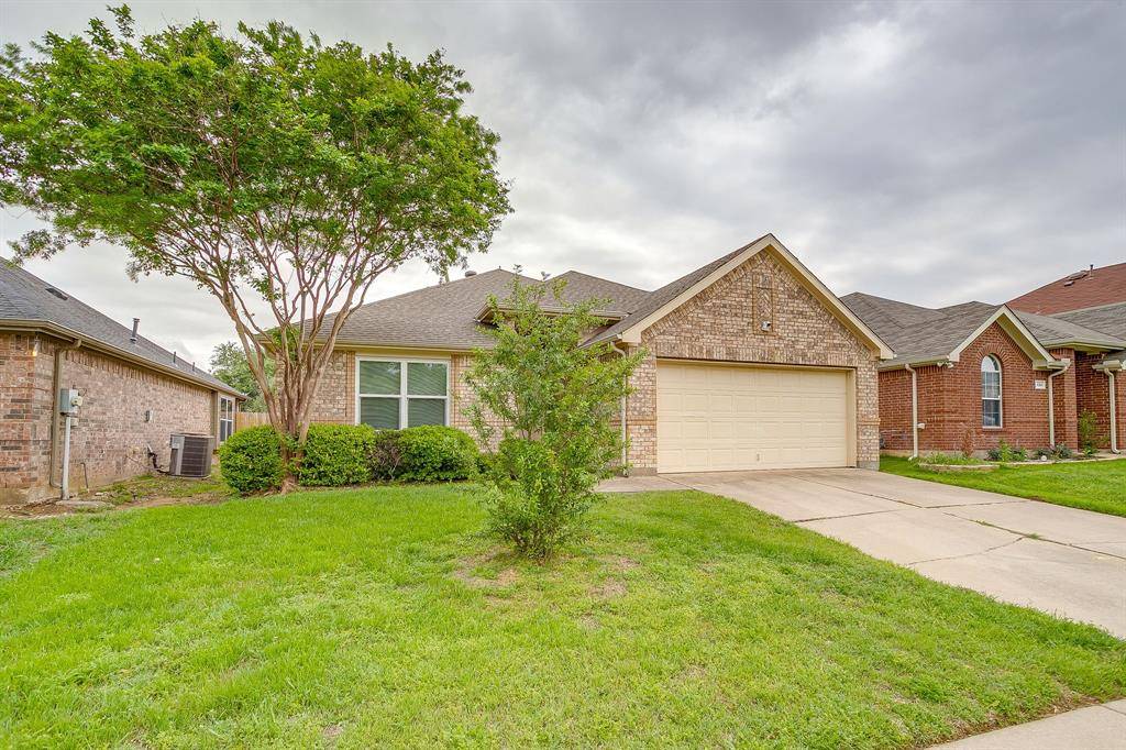 620 Horn Street, Crowley, TX 76036