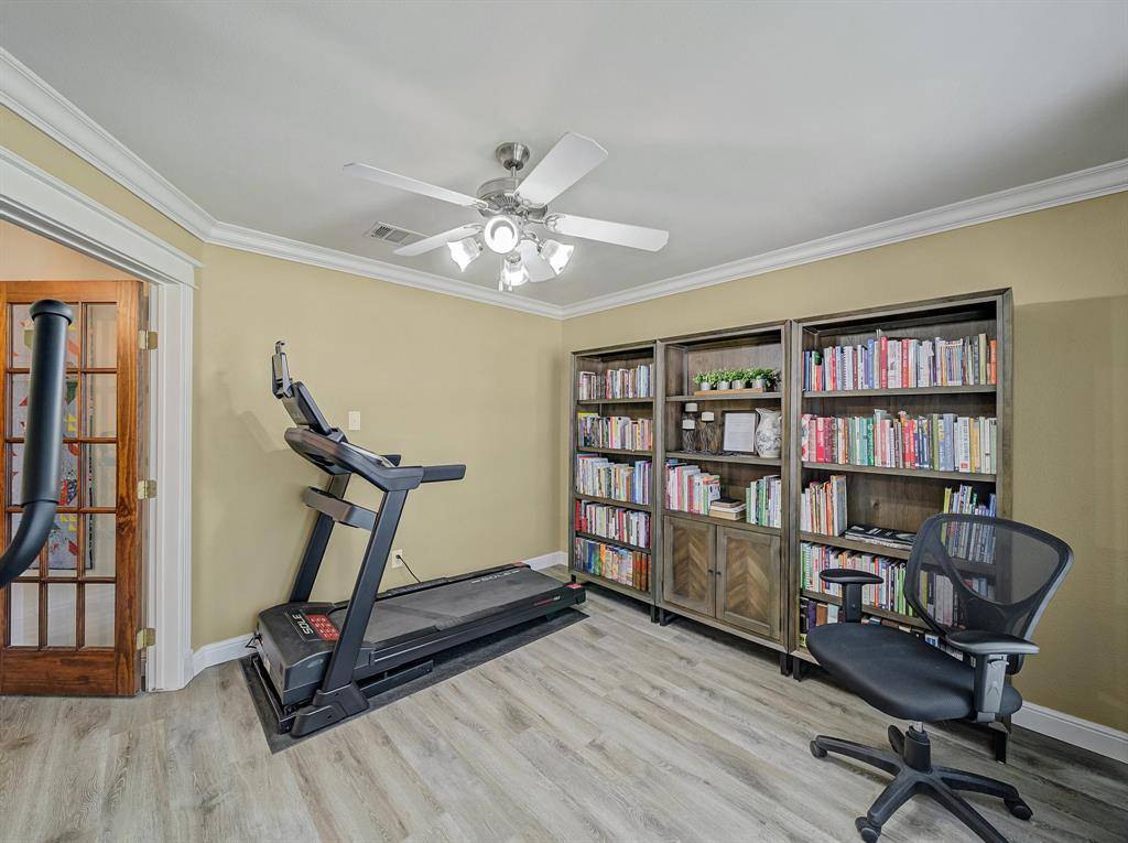 2040 Old Glory Drive, Forney, TX 75126