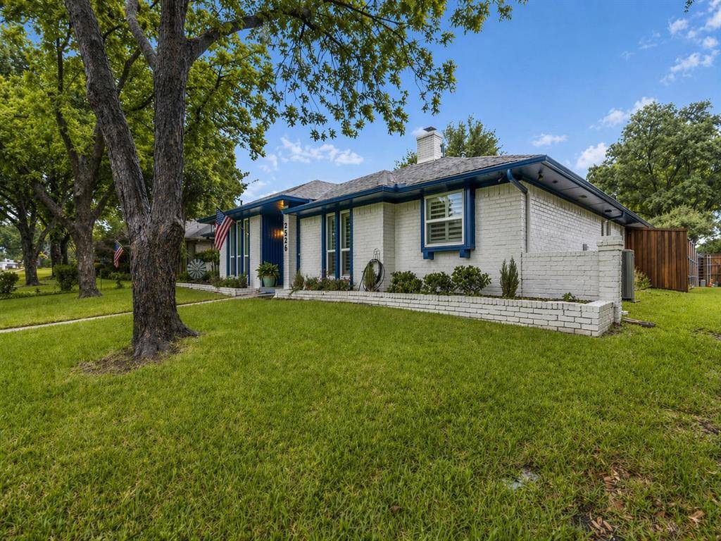 2526 Dove Creek Lane, Carrollton, TX 75006