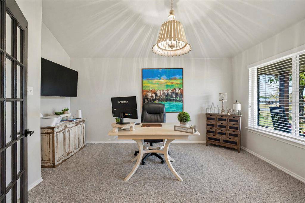 210 Southview Drive, Hudson Oaks, TX 76087