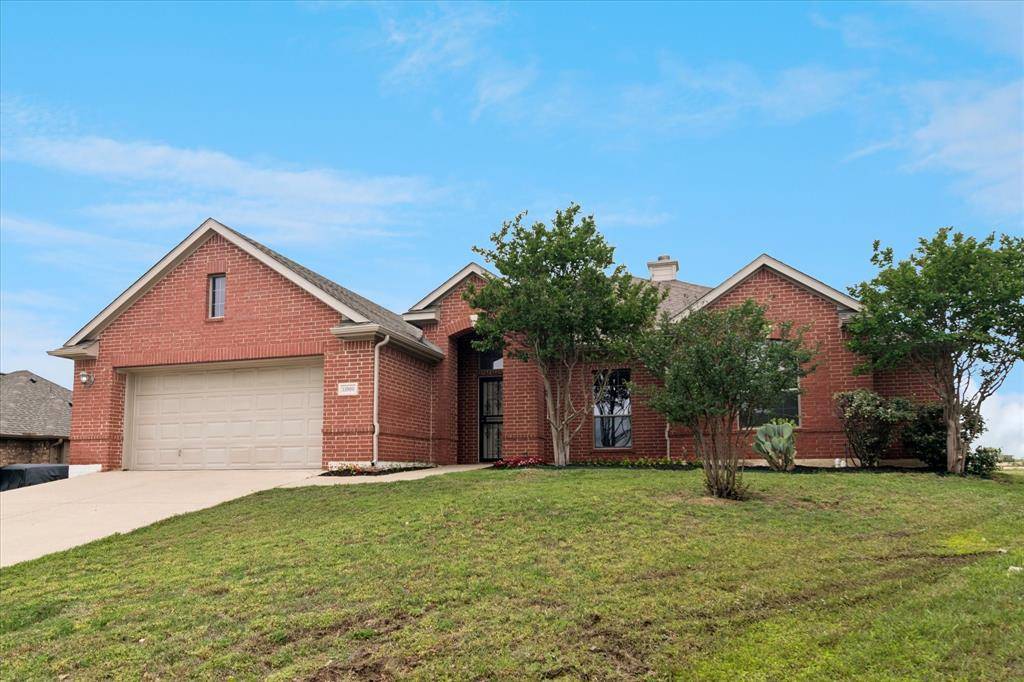 11000 Owl Creek Drive, Fort Worth, TX 76179