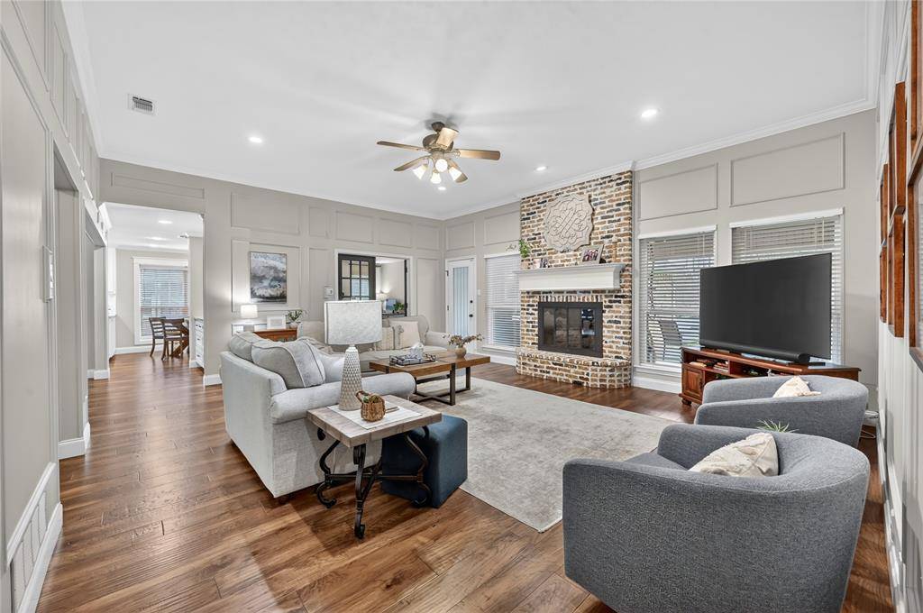 2007 Iron Horse Court, Arlington, TX 76017