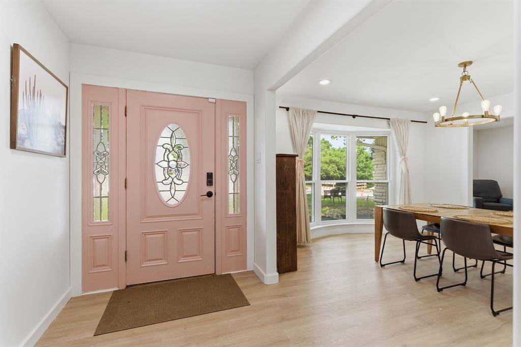 2202 Custer Parkway, Richardson, TX 75080