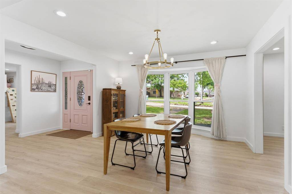 2202 Custer Parkway, Richardson, TX 75080