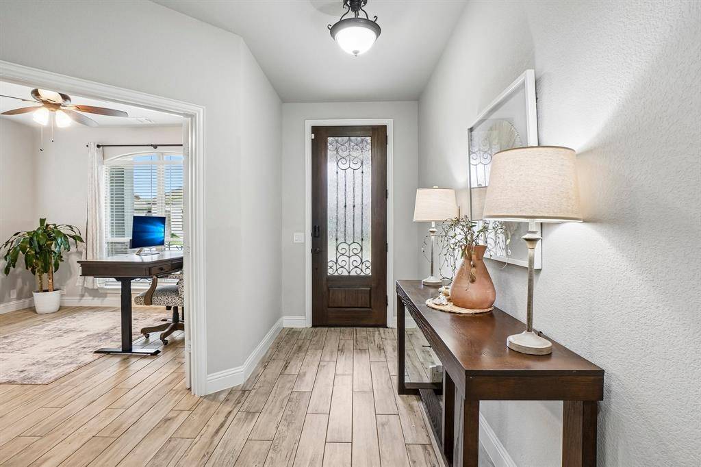 1605 Benny Lane, Little Elm, TX 75068