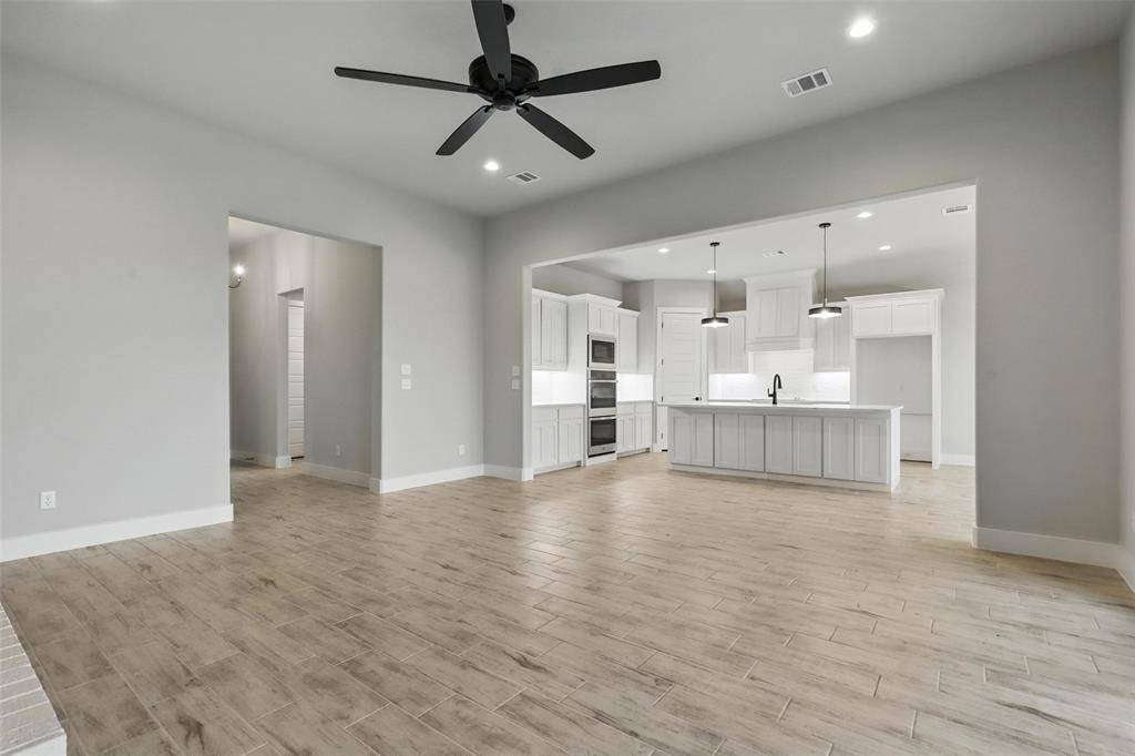 116 Mikasi, Godley, TX 76044