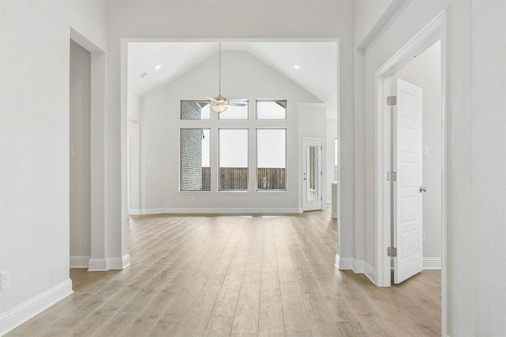 7724 Dibble Avenue, Joshua, TX 76058