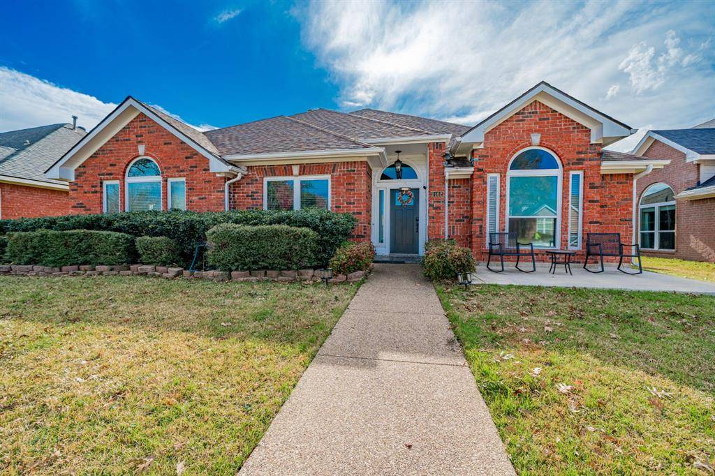 2102 Greenview Drive, Carrollton, TX 75010