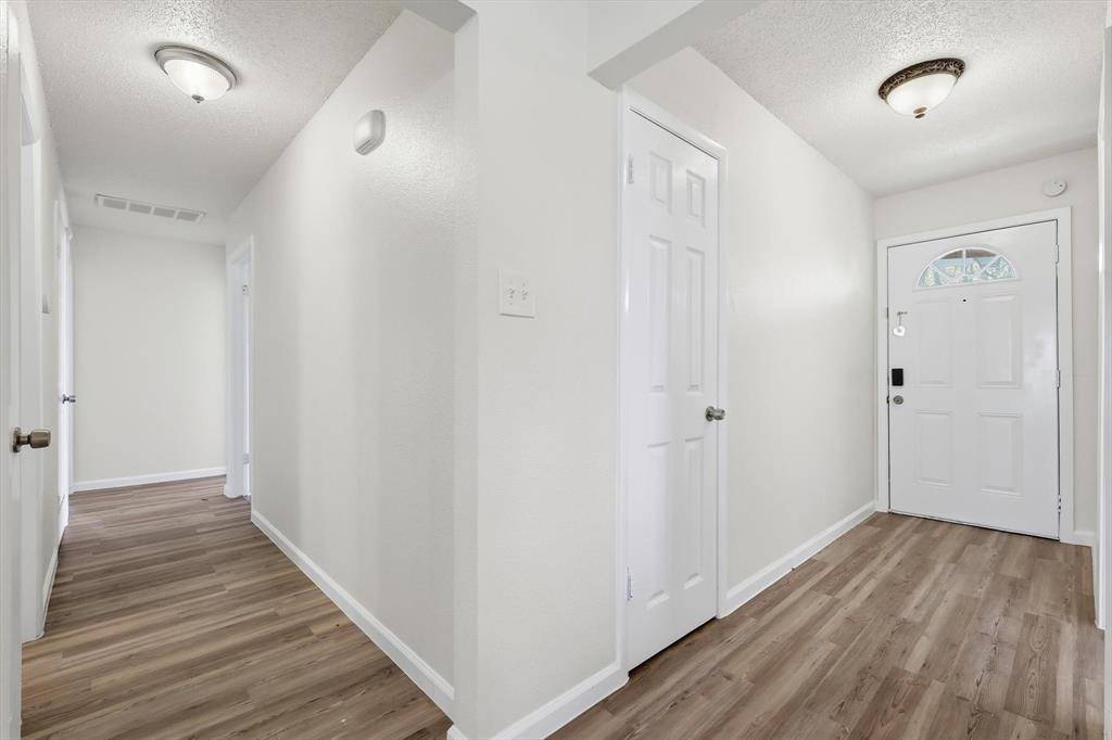 3913 Hickox Road, Rowlett, TX 75089