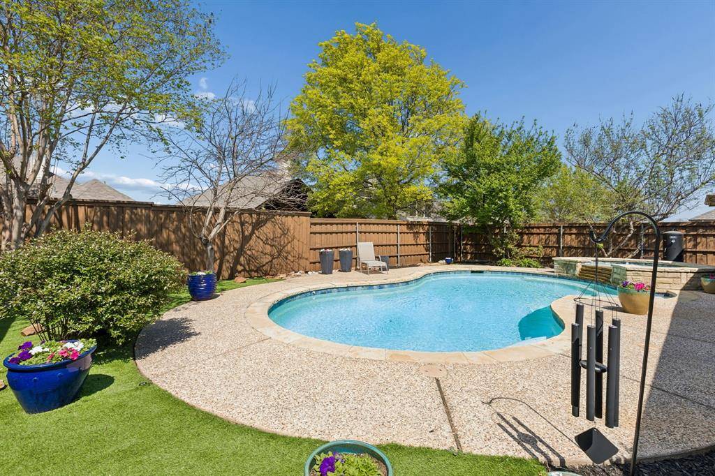 6415 Lakewood Drive, Sachse, TX 75048