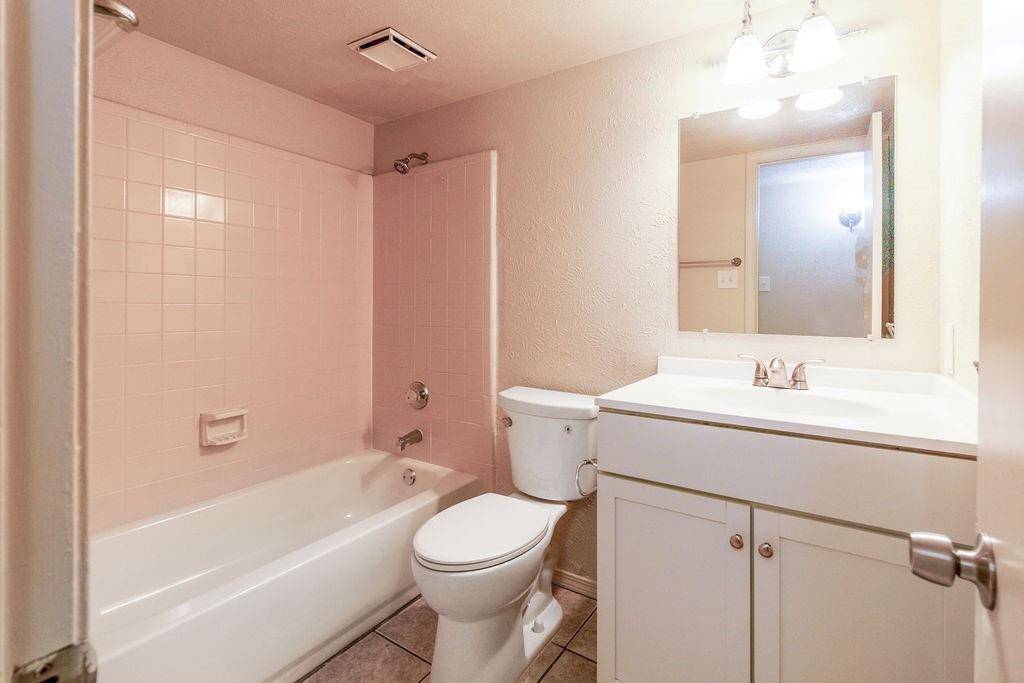 452 Matterhorn Street, Cedar Hill, TX 75104