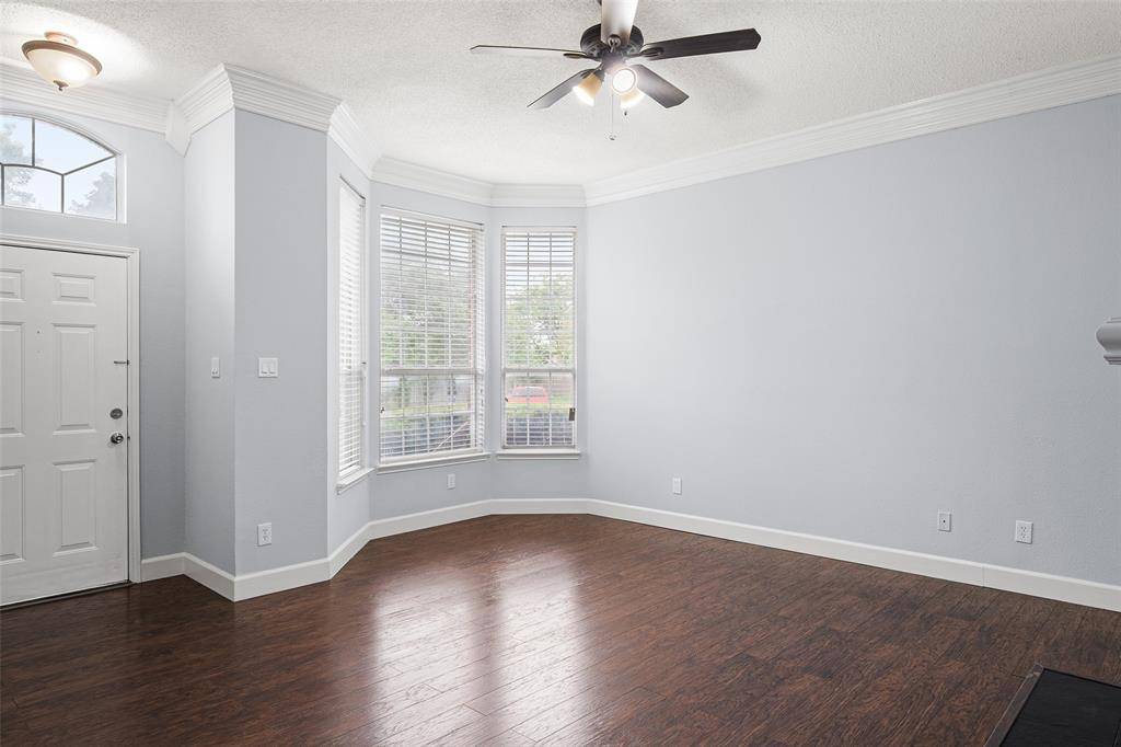 1401 Post Oak Drive, Rowlett, TX 75089