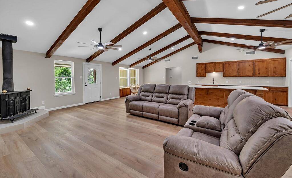 257 HCR 2201, Aquilla, TX 76622