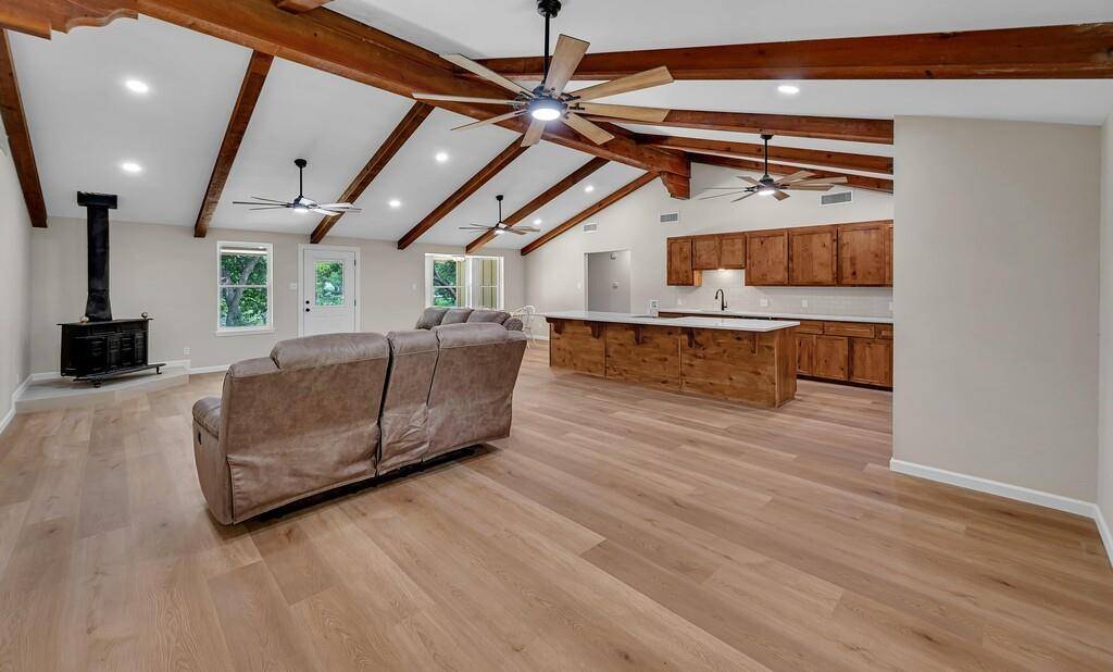 257 HCR 2201, Aquilla, TX 76622