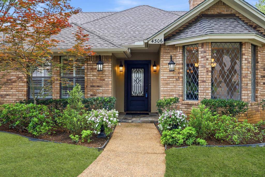 4306 Essex Court, Arlington, TX 76016