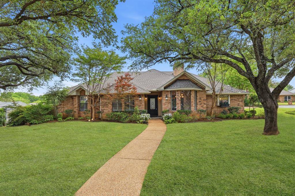 4306 Essex Court, Arlington, TX 76016