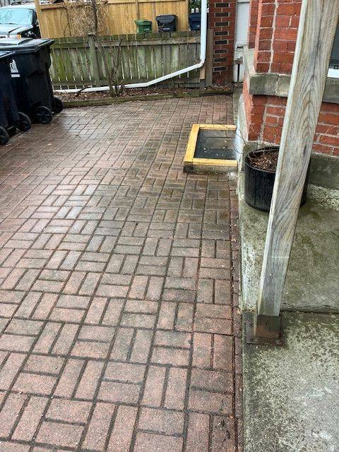 31 D'Arcy ST #201, Toronto C01, ON M5T 1J8