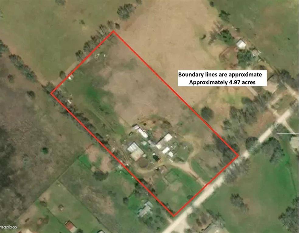 1569 Well Service Road, Bowie, TX 76230