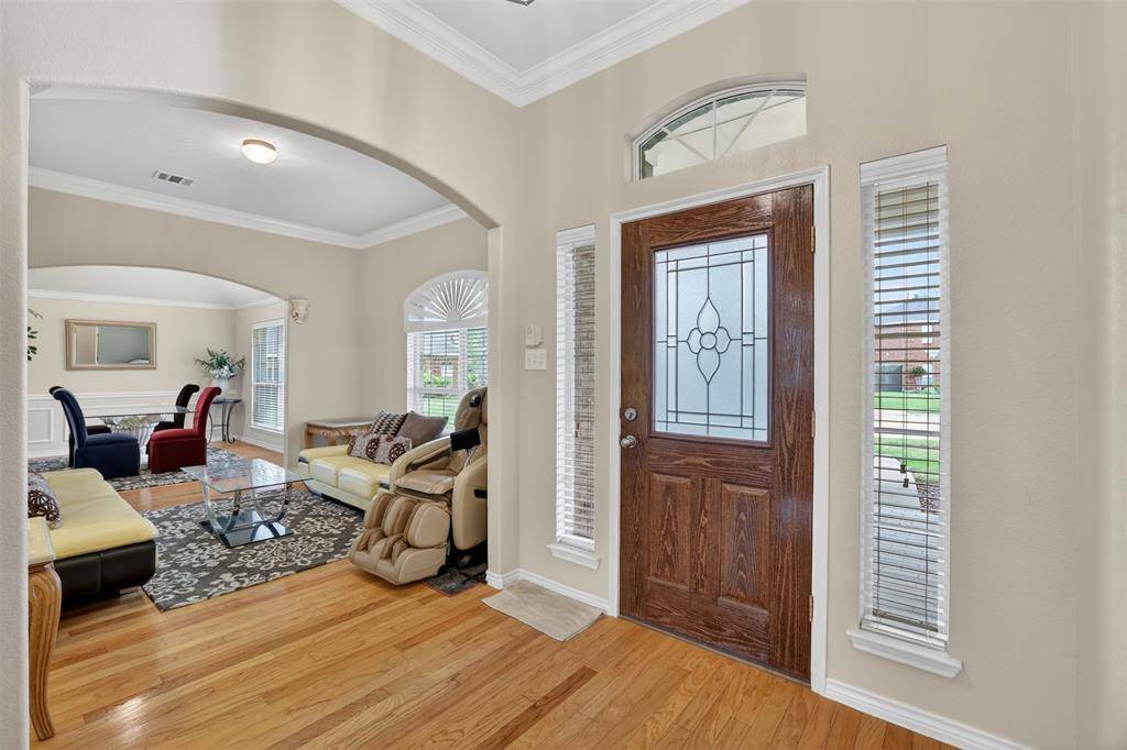 3002 Silver Springs Way, Rowlett, TX 75089