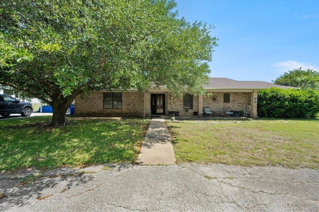 119 Wildwood Court, Mansfield, TX 76063