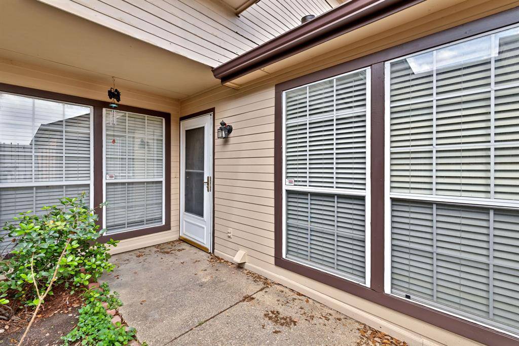 3209 Whatley Drive, Garland, TX 75043