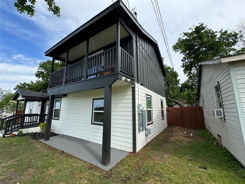 513 W South Street, Whitesboro, TX 76273