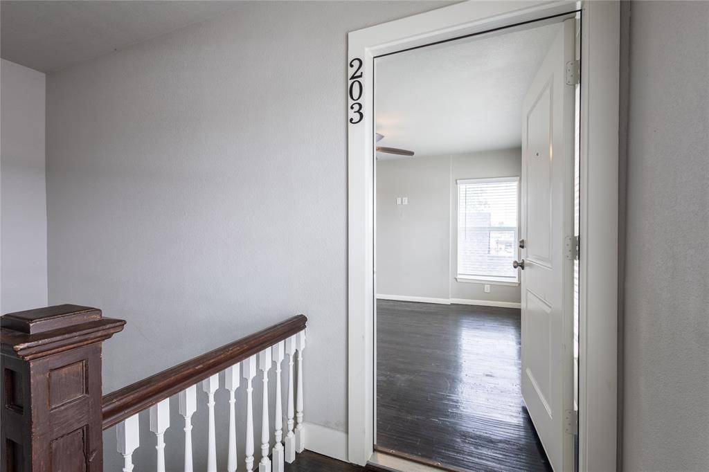 3009 Hemphill Street #203, Fort Worth, TX 76110