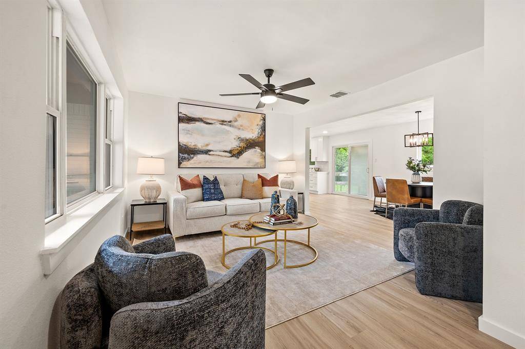 716 Norwood Drive, Hurst, TX 76053