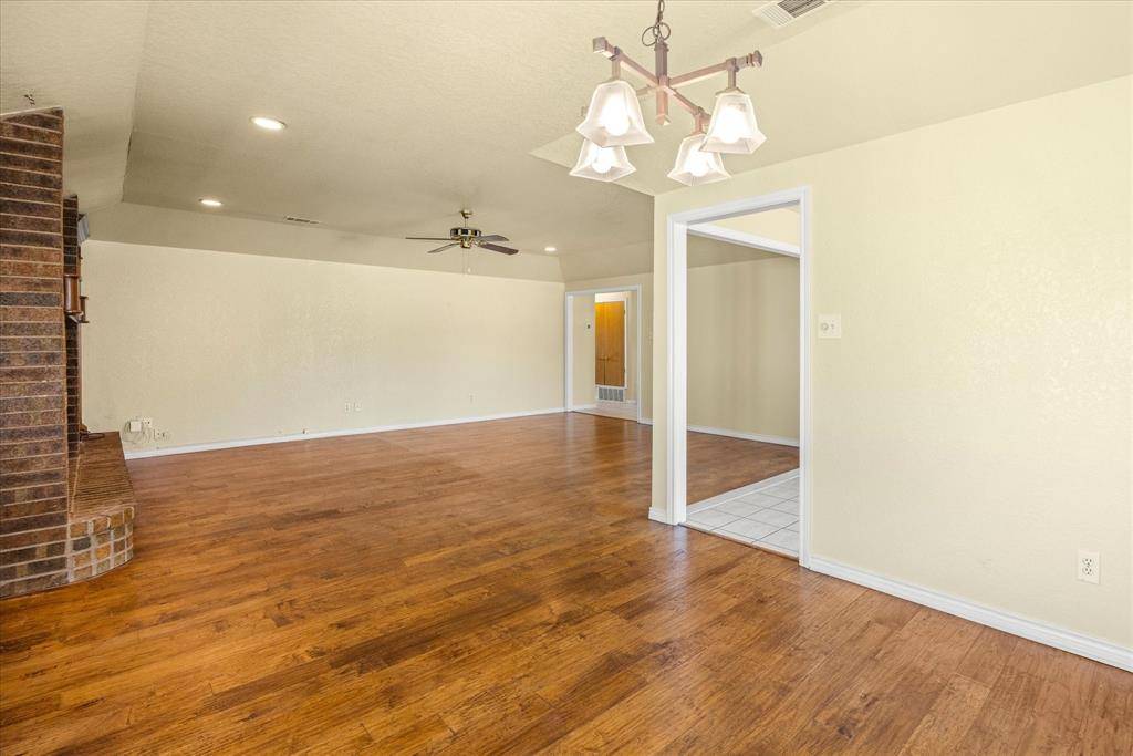 6363 E Bankhead Highway, Willow Park, TX 76087