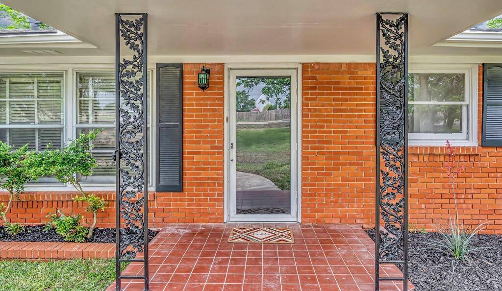 311 E Newland, Robinson, TX 76706