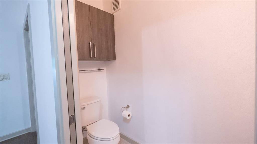 3600 South Lamar Boulevard #215, Austin, TX 78704