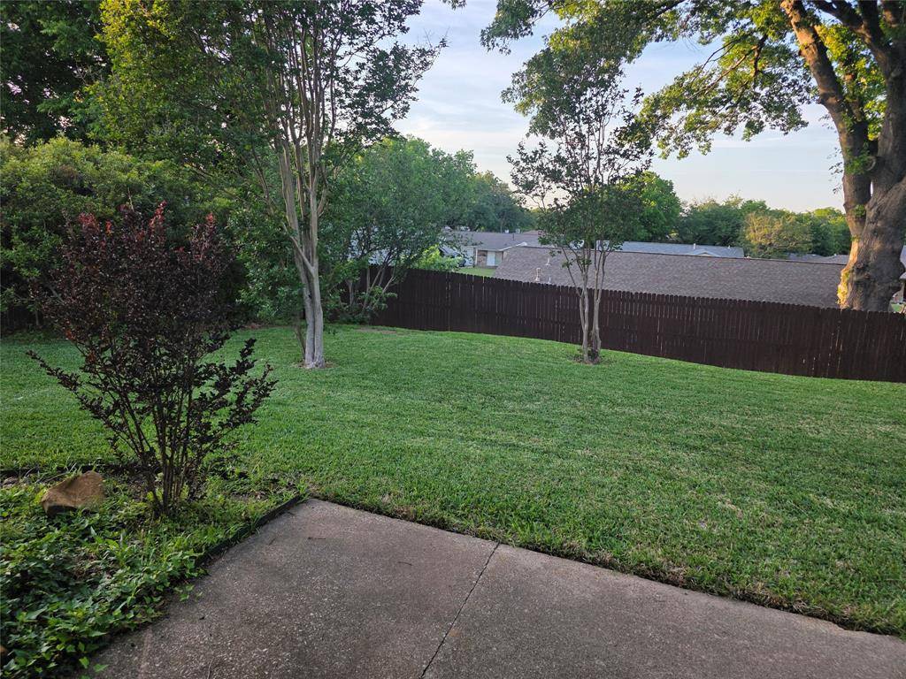 608 Shelmar Drive, Euless, TX 76039