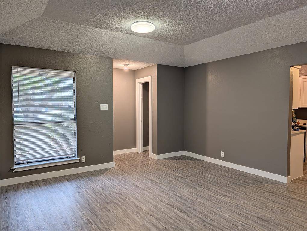 6709 Ridgecrest Court, Fort Worth, TX 76133