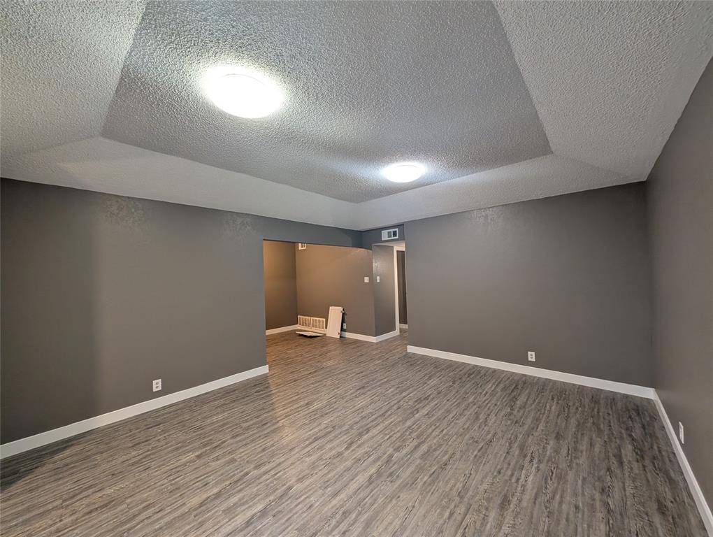 6709 Ridgecrest Court, Fort Worth, TX 76133