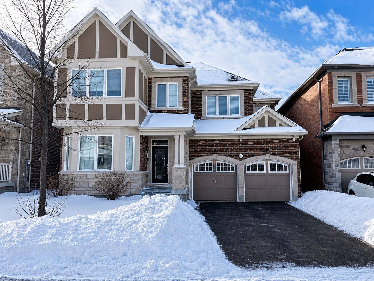 117 Novan CRES, Aurora, ON L4G 0X7