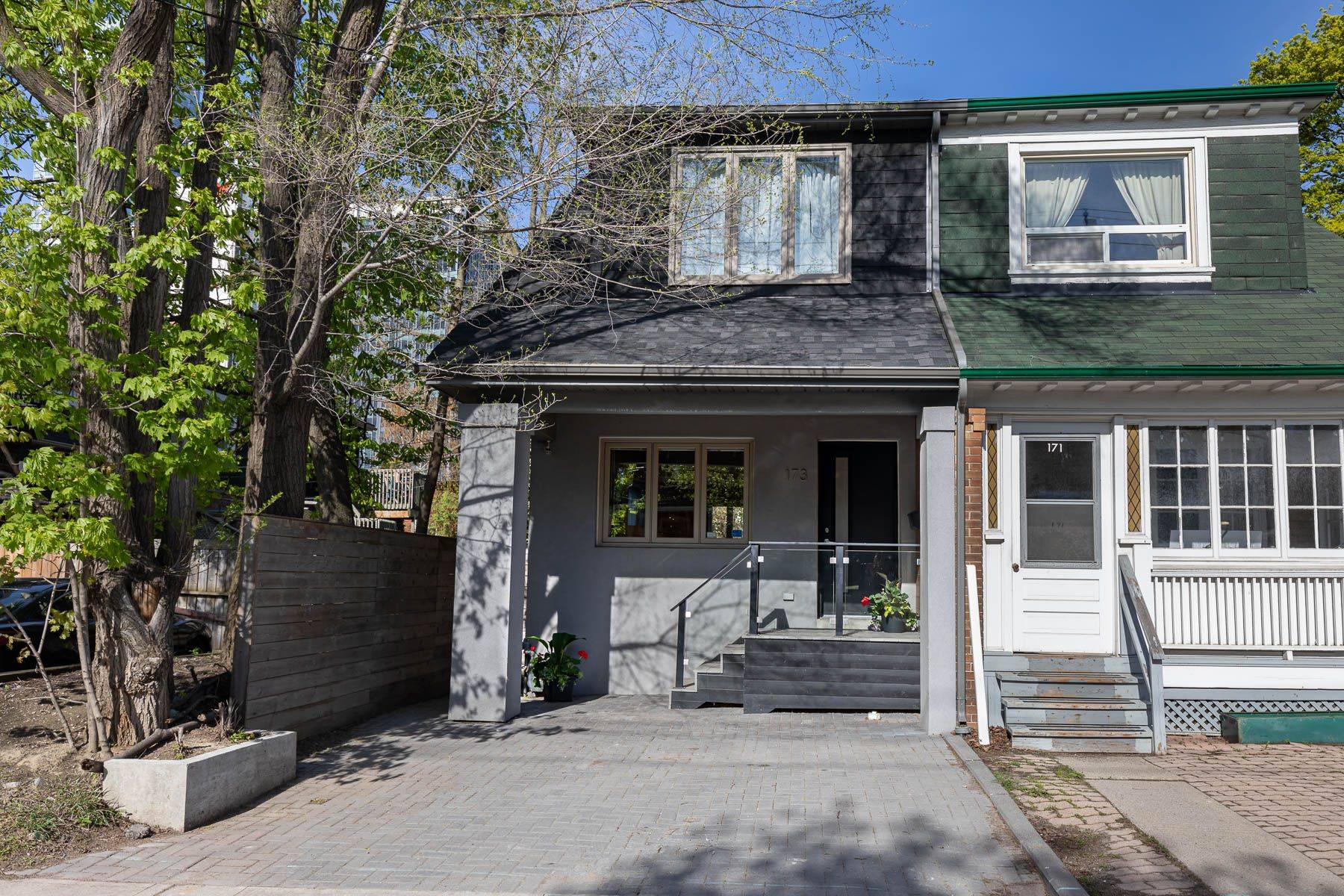 173 Duplex AVE, Toronto C03, ON M5P 2A8