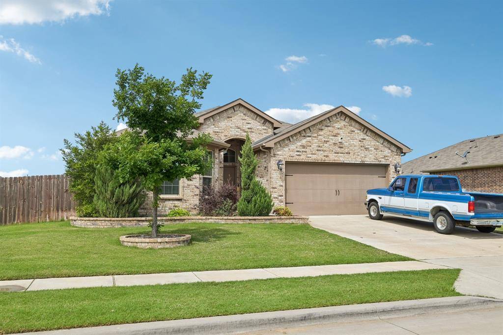 439 Helm Lane, Azle, TX 76020