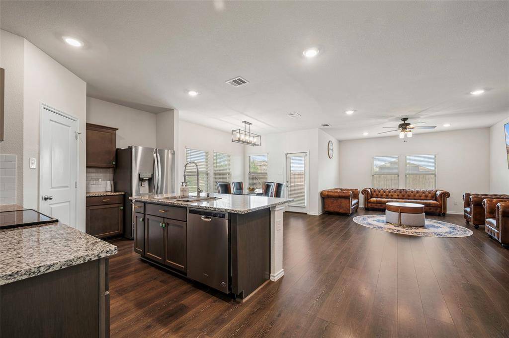 901 Euston Street, Denton, TX 76209