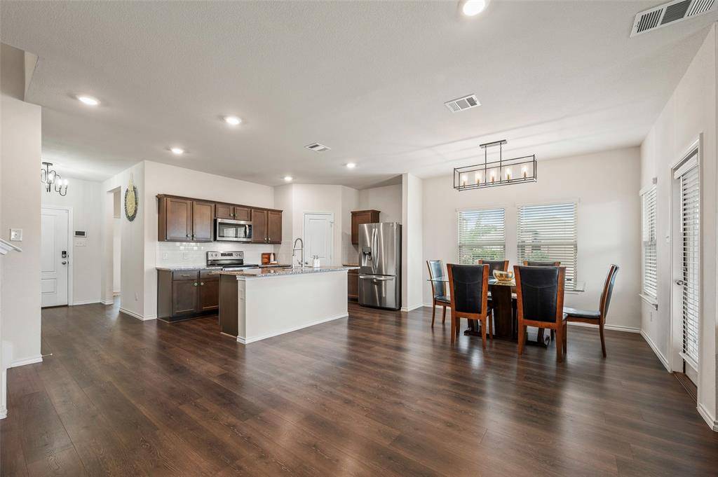 901 Euston Street, Denton, TX 76209