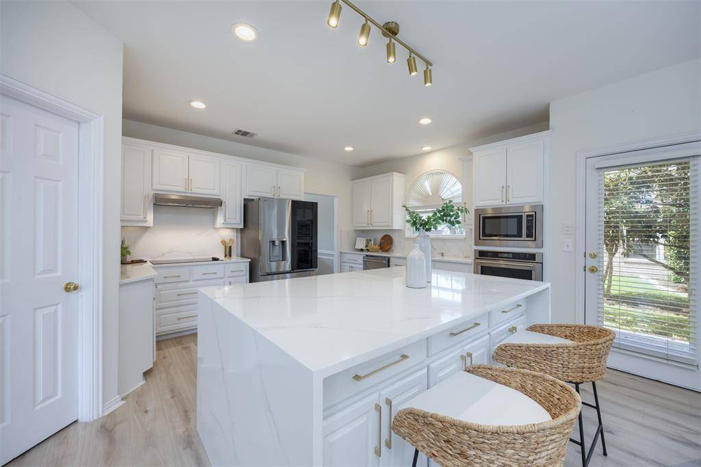 7800 Brushfield Drive, Plano, TX 75025