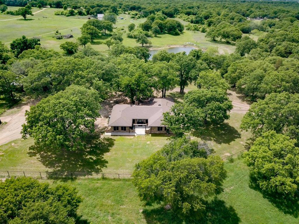 151 Private Road 1989, Chico, TX 76431
