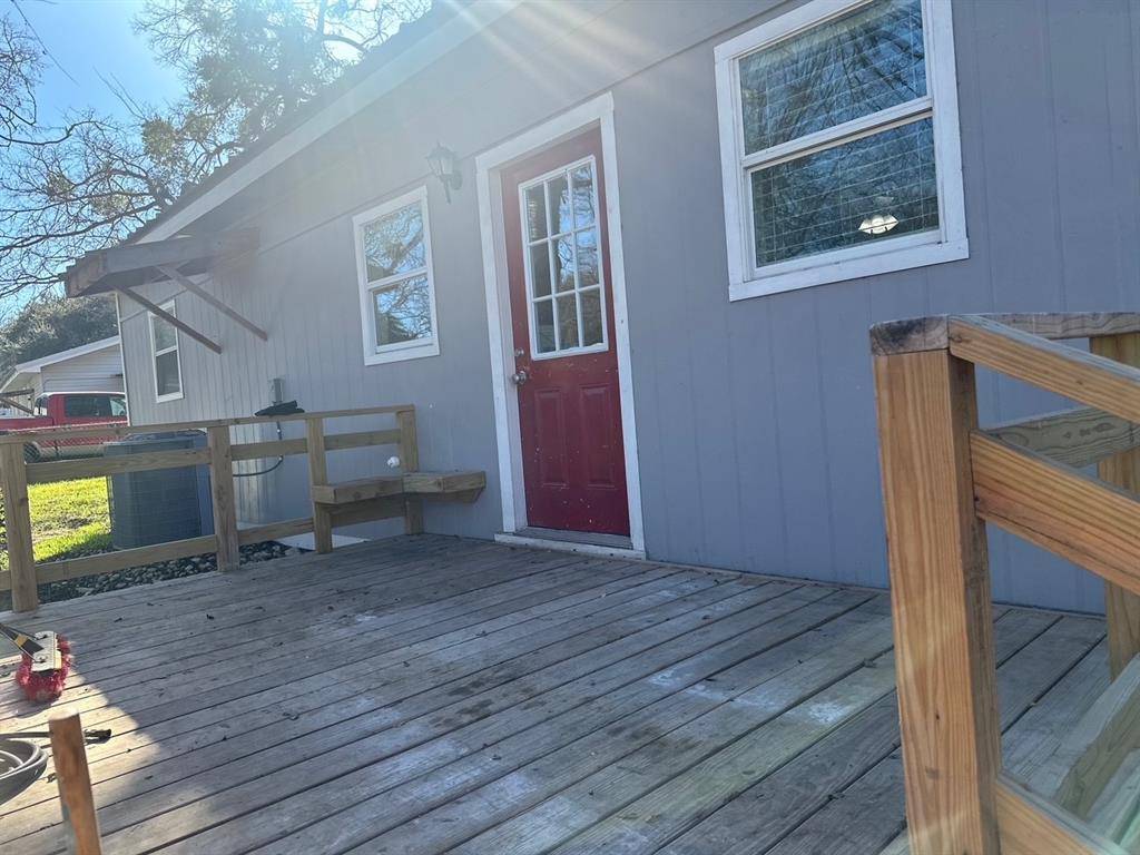 146 Owl Hollow Road, Blum, TX 76627