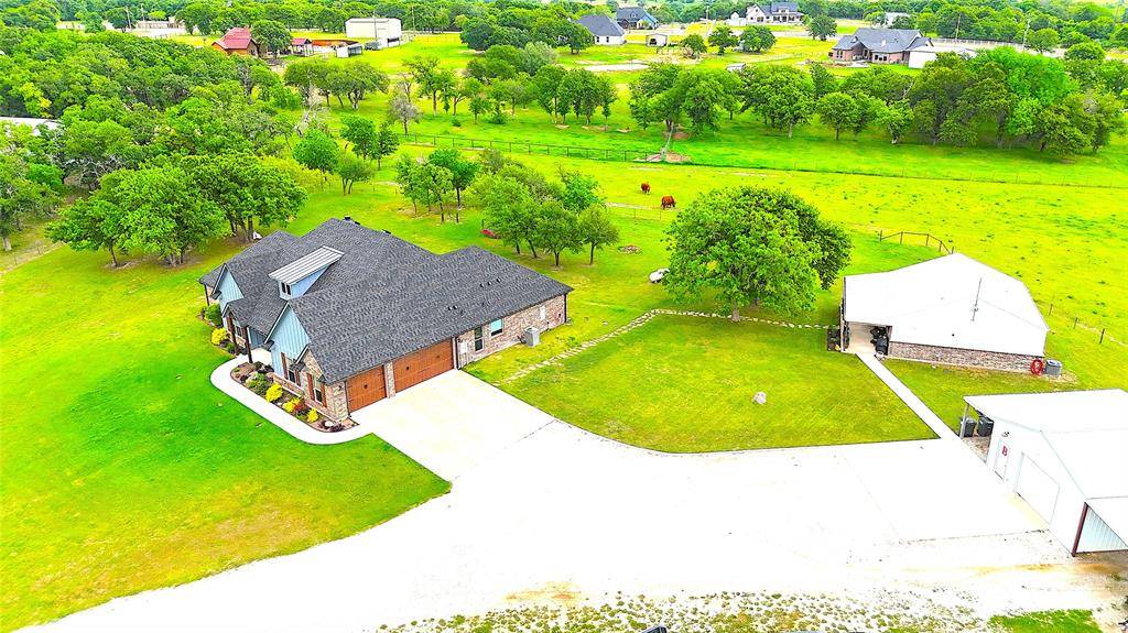 229 Oak Tree Court, Poolville, TX 76487