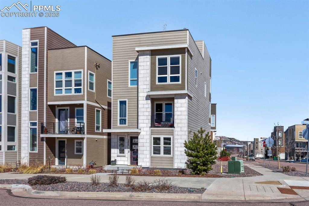 3477 Mykonos DR, Castle Rock, CO 80109