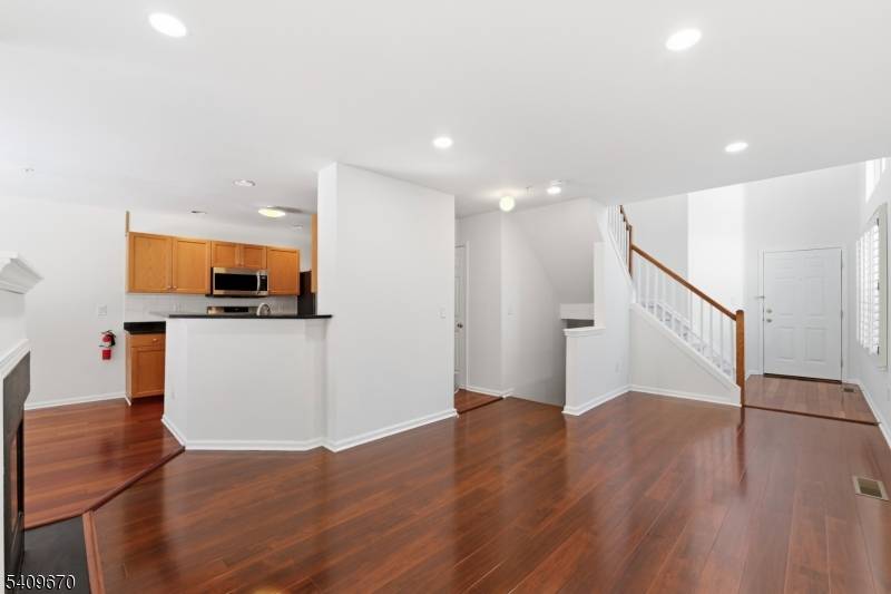 402 Dalton Ct, Denville Twp., NJ 07834