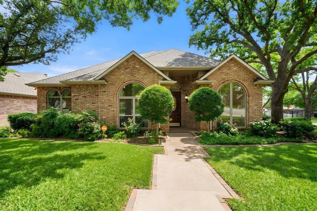5200 Independence Avenue, Arlington, TX 76017