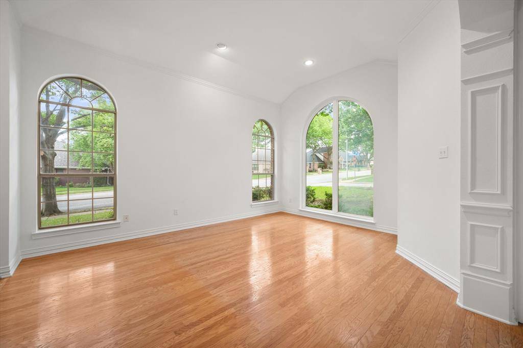 5200 Independence Avenue, Arlington, TX 76017