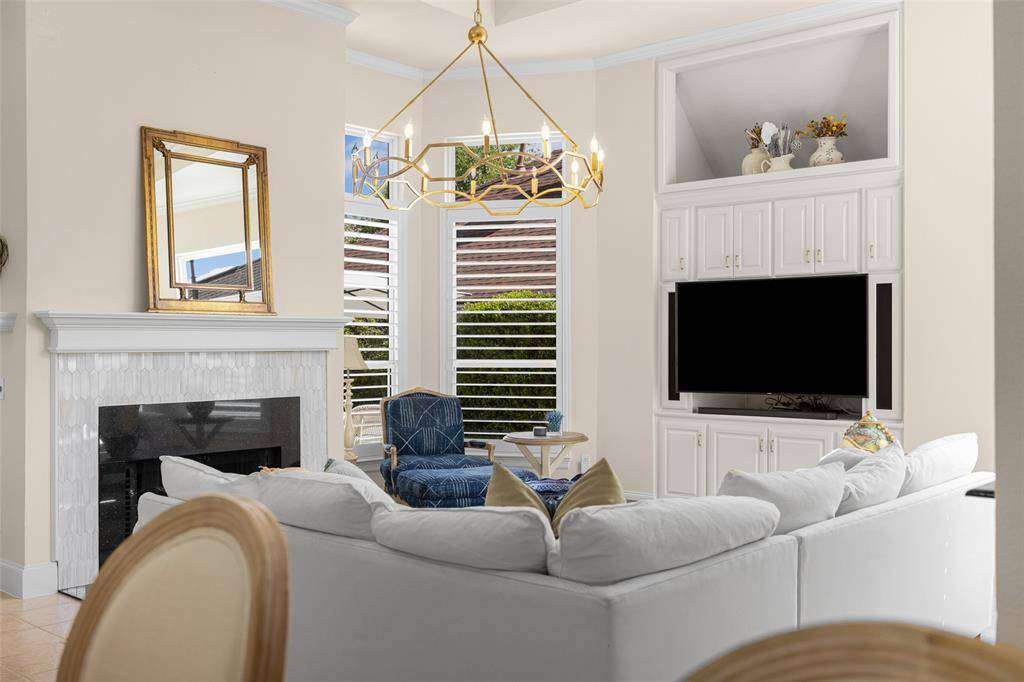 14725 Celestial Place, Addison, TX 75254