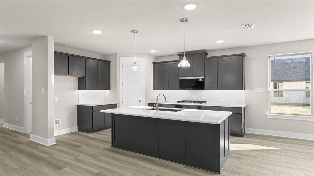 8616 Treeline Parkway, Justin, TX 76247